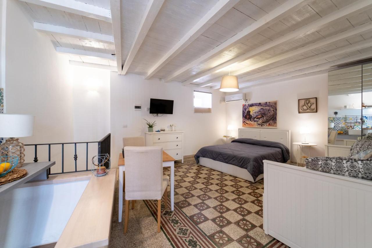 Casa Talete Cozy Apartment in Ortigia - FIRST FLOOR Syracuse Esterno foto